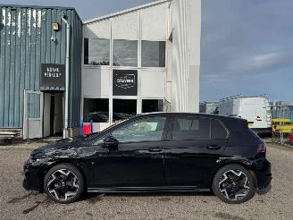 Volkswagen Golf 1.5 TSI R-Line Edition picture 2