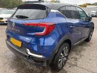 Renault Captur 1.6 E-Tech Plug-in Hybrid 160 Initiale Paris picture 6