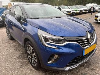 Renault Captur 1.6 E-Tech Plug-in Hybrid 160 Initiale Paris picture 8