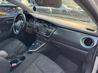 Toyota Auris Touring Sports 1.8 AUTOMAAT Hybrid Aspiration picture 16