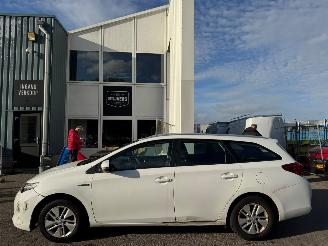 Toyota Auris Touring Sports 1.8 AUTOMAAT Hybrid Aspiration picture 2