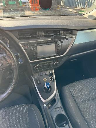 Toyota Auris Touring Sports 1.8 AUTOMAAT Hybrid Aspiration picture 15