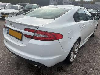 Jaguar XF 2.2D AUTOMAAT picture 10