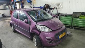 demontáž osobní automobily Peugeot 107  2013/1