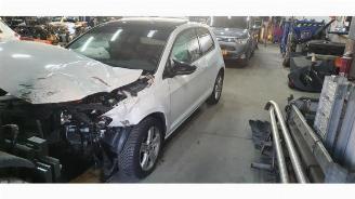Coche accidentado Volkswagen Golf Golf VII (AUA), Hatchback, 2012 / 2021 1.6 TDI 16V 2014/10