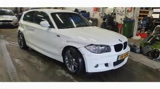 BMW 1-serie 1 serie (E81), Hatchback 3-drs, 2006 / 2012 120d 16V picture 3