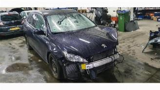 demontáž osobní automobily Peugeot 308 308 SW (L4/L9/LC/LJ/LR), Combi 5-drs, 2014 / 2021 1.2 12V e-THP PureTech 130 2015/7