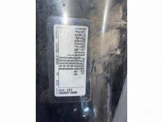 Peugeot 108 108, Hatchback, 2014 1.0 12V VVT-i picture 11