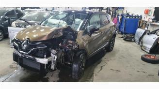 Damaged car Renault Captur Captur (2R), SUV, 2013 1.2 TCE 16V EDC 2016/12