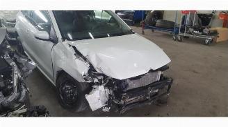 rozbiórka samochody osobowe Volkswagen Polo Polo V (6R), Hatchback, 2009 / 2017 1.2 TSI 16V BlueMotion Technology 2016/1