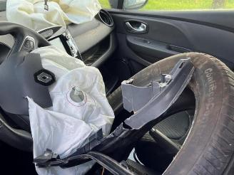 Renault Clio  picture 8