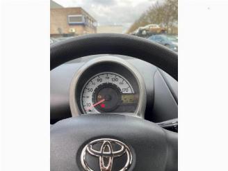 Toyota Aygo Aygo (B10), Hatchback, 2005 / 2014 1.0 12V VVT-i picture 8