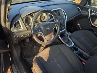Opel Astra Astra J Sports Tourer (PD8/PE8/PF8), Combi, 2010 / 2015 1.6 16V picture 22
