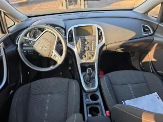 Opel Astra Astra J Sports Tourer (PD8/PE8/PF8), Combi, 2010 / 2015 1.6 16V picture 13