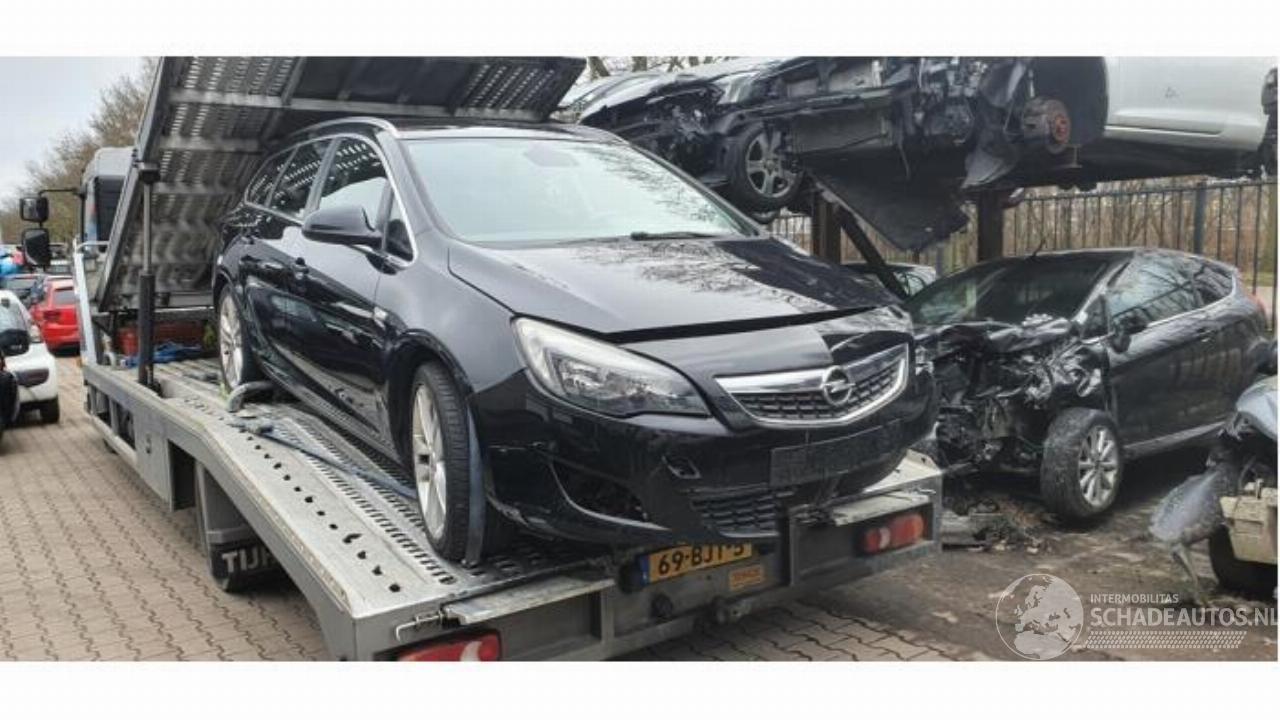 Opel Astra Astra J Sports Tourer (PD8/PE8/PF8), Combi, 2010 / 2015 1.6 16V