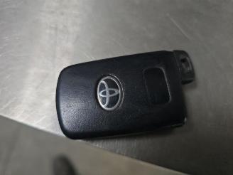 Toyota Yaris Yaris III (P13), Hatchback, 2010 / 2020 1.5 16V Hybrid picture 9