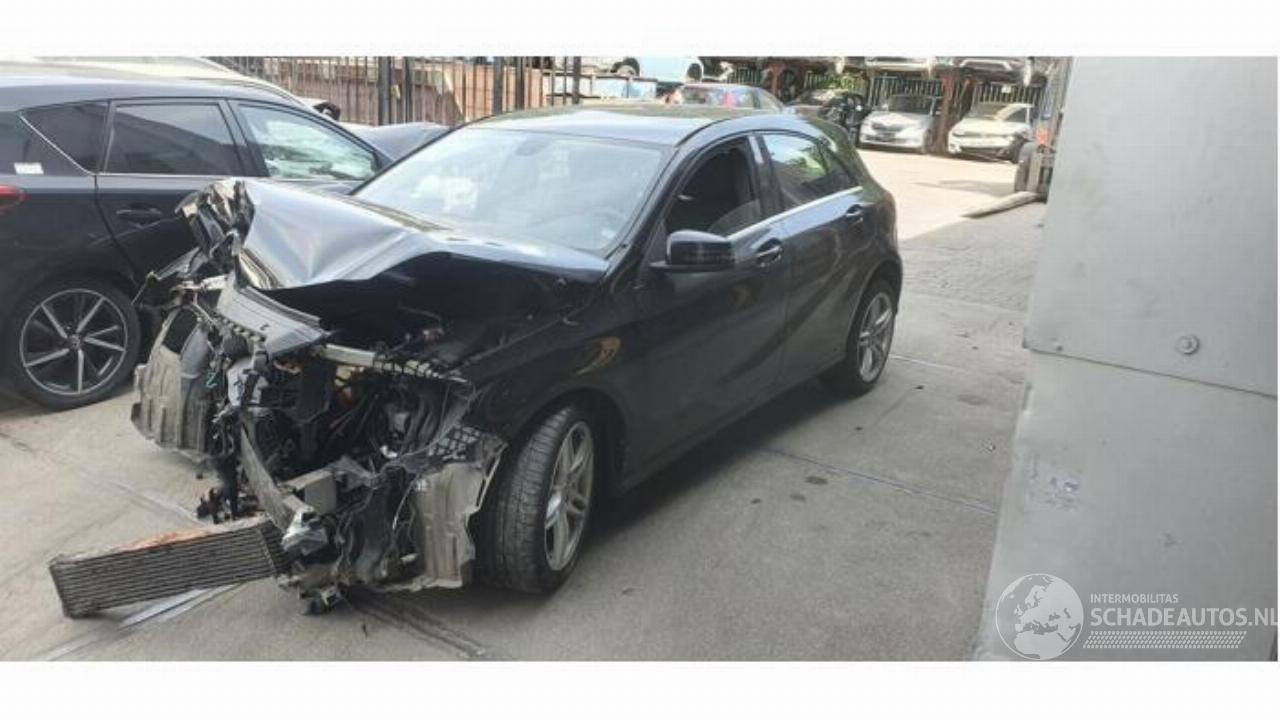 Mercedes A-klasse A (W176), Hatchback, 2012 / 2018 1.5 A-180 CDI, A-180d 16V