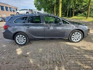 Opel Astra SPORTS TOURER picture 17