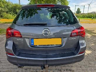 Opel Astra SPORTS TOURER picture 5