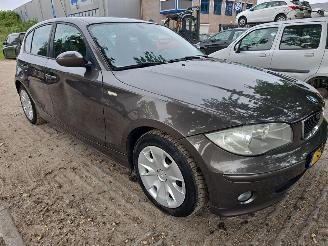 BMW 1-serie 116i picture 19