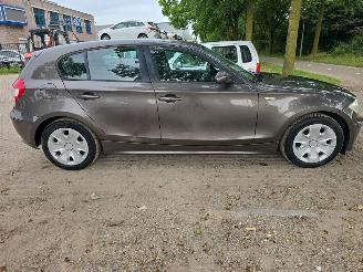 BMW 1-serie 116i picture 8