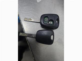 krockskadad bil auto Citroën C1 C1, Hatchback, 2005 / 2014 1.0 12V 2010/5