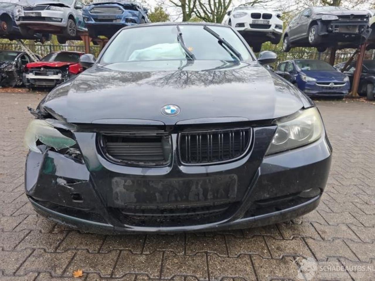 BMW 3-serie 3 serie (E90), Sedan, 2005 / 2011 320i 16V