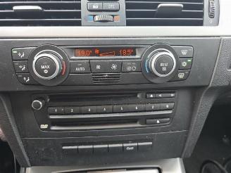 BMW 3-serie 3 serie (E90), Sedan, 2005 / 2011 320i 16V picture 17