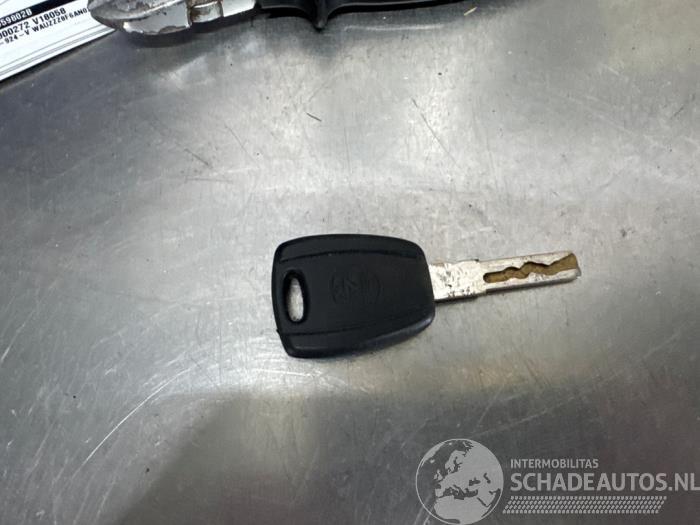 Opel Combo Combo, Van, 2012 / 2018 1.6 CDTI 16V