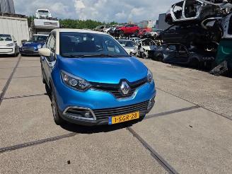 Uttjänta bilar auto Renault Captur Captur I (2R), SUV, 2013 1.2 TCE 16V EDC 2013/10
