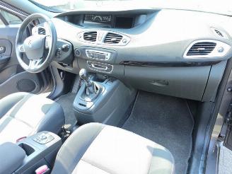 Renault Scenic Scenic III (JZ), MPV, 2009 / 2016 1.2 16V TCe 115 Energy picture 4