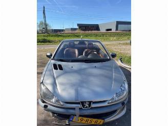 Peugeot 206 206 CC (2D), Cabrio, 2000 / 2007 1.6 16V picture 14