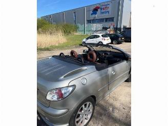Peugeot 206 206 CC (2D), Cabrio, 2000 / 2007 1.6 16V picture 11