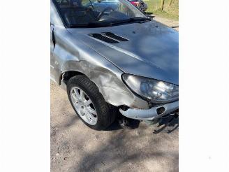 Peugeot 206 206 CC (2D), Cabrio, 2000 / 2007 1.6 16V picture 5