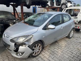 disassembly passenger cars Mazda 2 2 (DE), Hatchback, 2007 / 2015 1.5 16V MZR 2011/2