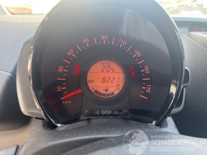Peugeot 108 108, Hatchback, 2014 1.0 12V VVT-i