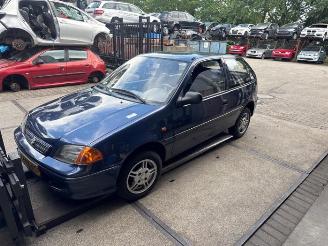 Dezmembrări autoturisme Suzuki Swift Swift (SF310/413), Hatchback 3-drs, 1989 / 2004 1.0i 2002/10