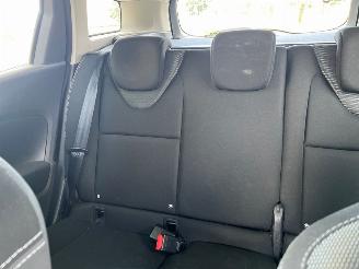 Renault Clio 1.5 picture 11