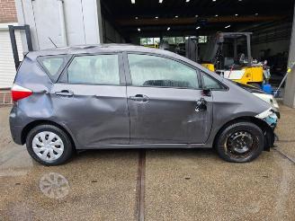 Toyota Verso S Verso S, MPV, 2010 / 2016 1.33 16V Dual VVT-I picture 7