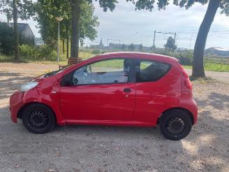 Purkuautot passenger cars Peugeot 107 107, Hatchback, 2005 / 2014 1.0 12V 2009/5