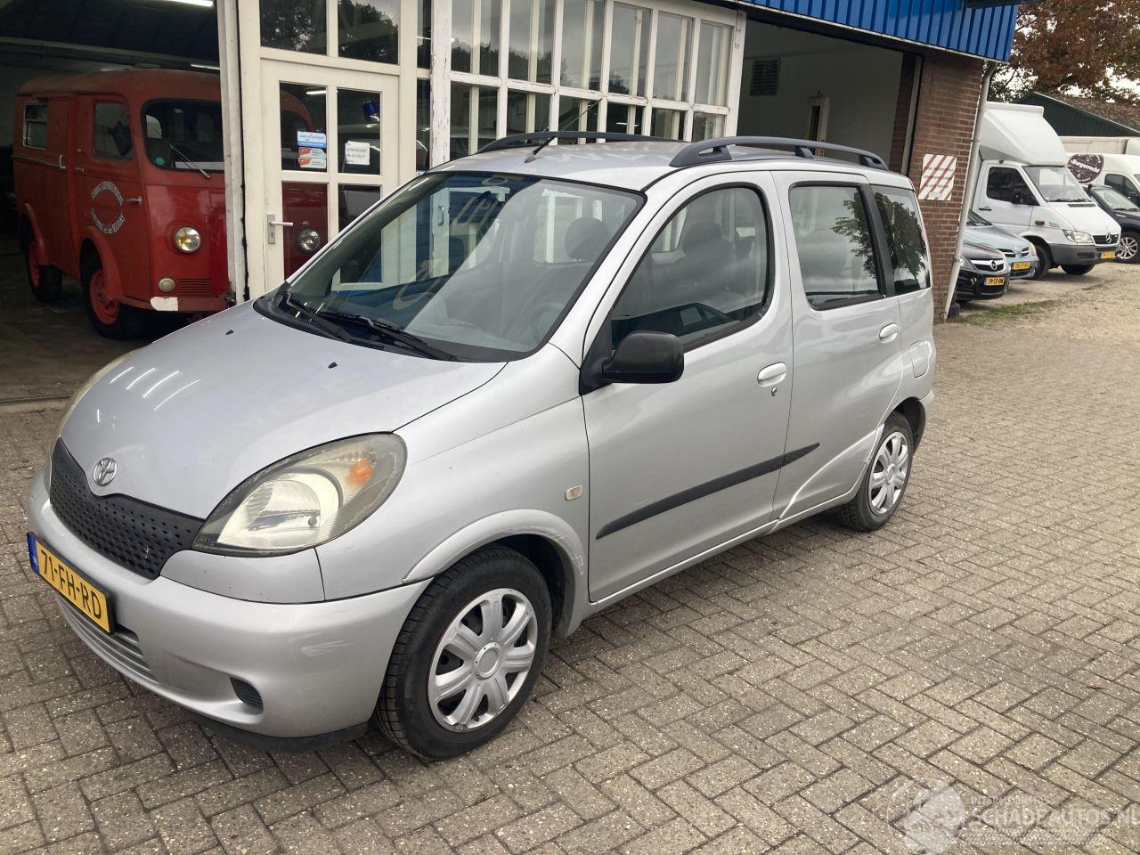 Toyota Yaris-verso YARIS VERSO 1.3 16V VVTI