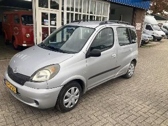  Toyota Yaris-verso YARIS VERSO 1.3 16V VVTI 2000/3