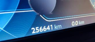 Citroën C4-picasso Diesel hybride picture 11