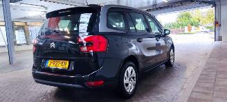 Citroën C4-picasso Diesel hybride picture 7