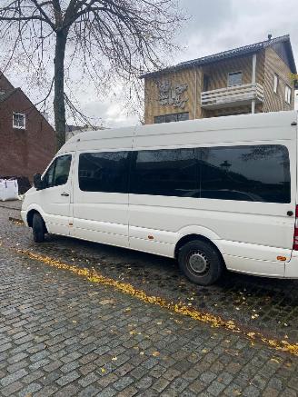 damaged commercial vehicles Mercedes Sprinter 311 CDI MAXI AIRCO LKW 2009/1