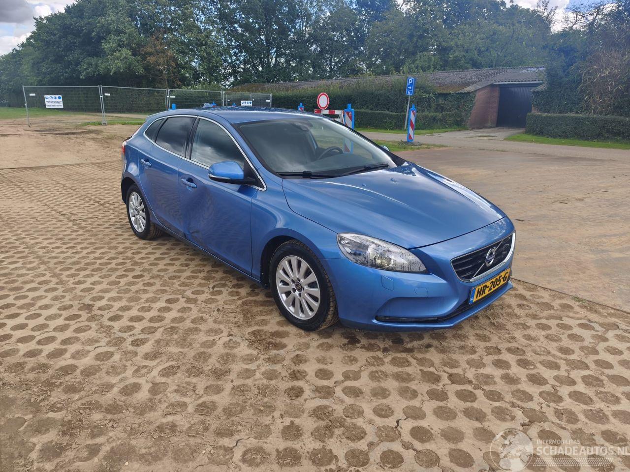 Volvo V-40 2.0 diesel airco