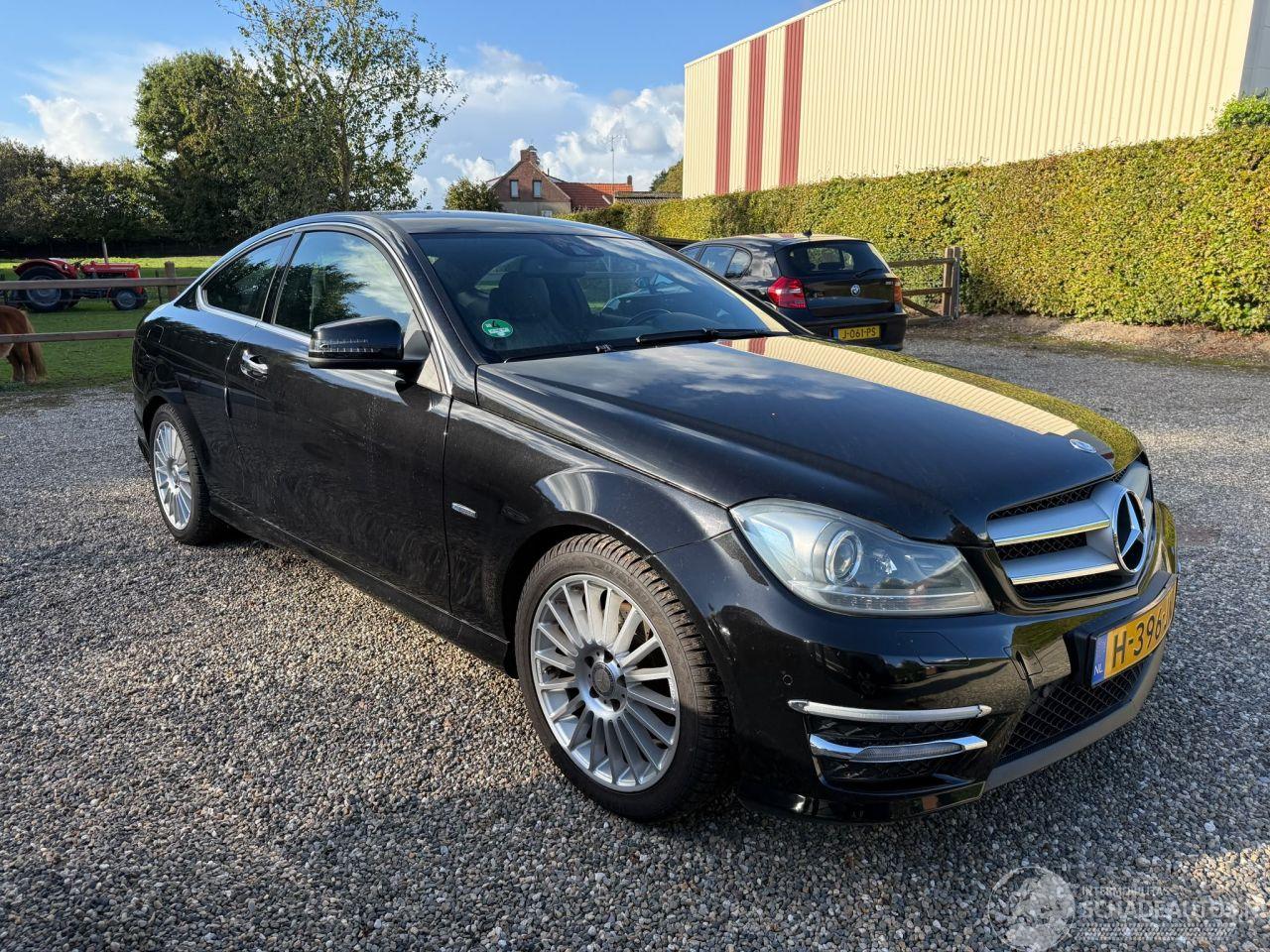 Mercedes C-klasse C180 DEFECTE MOTOR