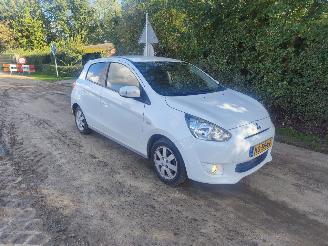 Avarii autoturisme Mitsubishi Space-star SPACE STAR AIRCO 2015/10