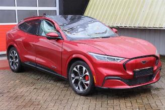 demontáž osobní automobily Ford USA Mustang Mustang Mach-E, SUV, 2020 98kWh AWD 2021/5