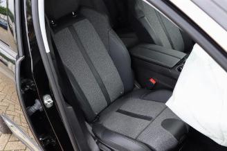 Peugeot 3008 3008 II (M4/MC/MJ/MR), MPV, 2016 1.2 12V e-THP PureTech 130 picture 10